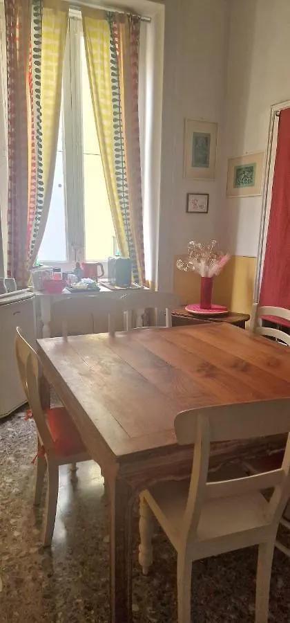 B&B Platamon 3*, Naples Italy