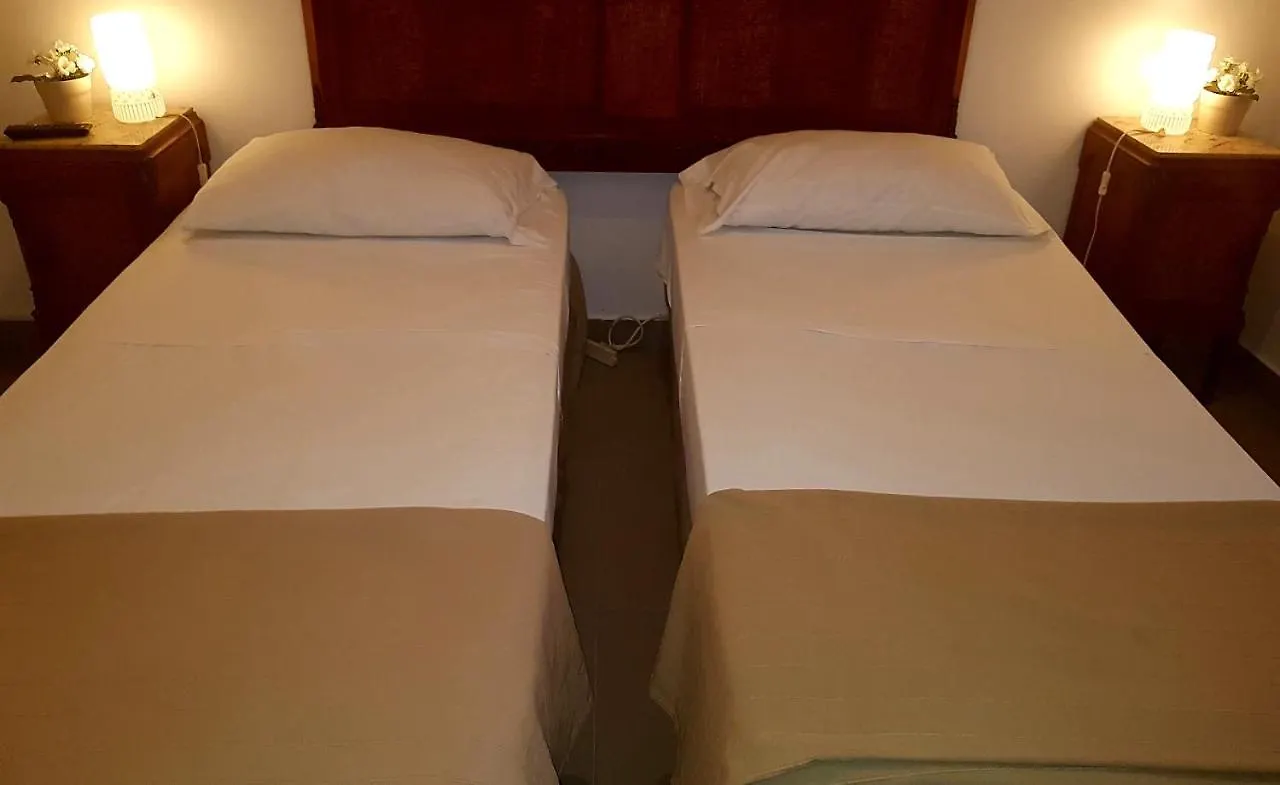 B&B Platamon Napoli 3*,  Italia